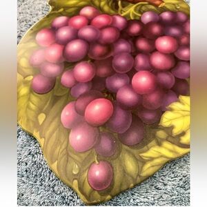 Made In Italy Red Grapes & Leaves Melamine Cutting Board